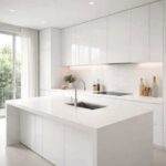 «مدل کابینت مدرن با صفحه کورین سفید ساده»